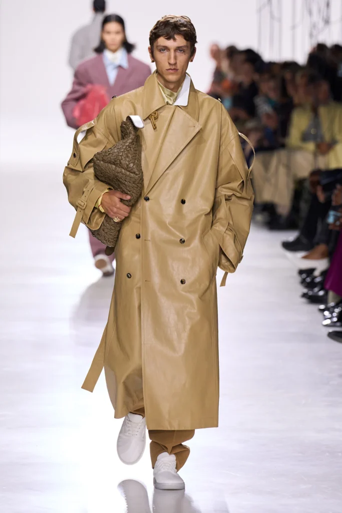 Những màn chào sân không thể bỏ lỡ tại Milan Fashion Week SS2612