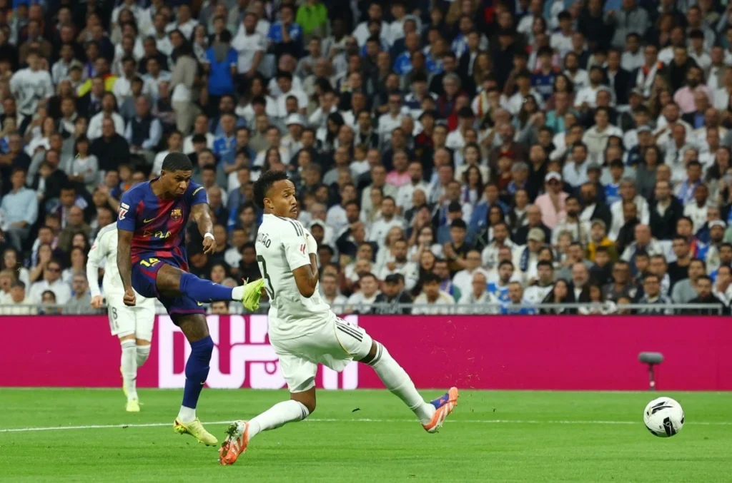 Kinh điển El Clasico- Real Madrid hạ gục Barcelona trên sân nhà_3