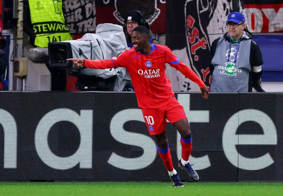 Paris Saint Germain mở bữa tiệc bàn thắng trên sân của Bayer Leverkusen_2