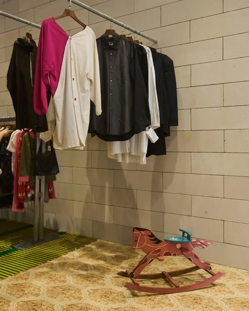 Vintage store in Sai Gon11