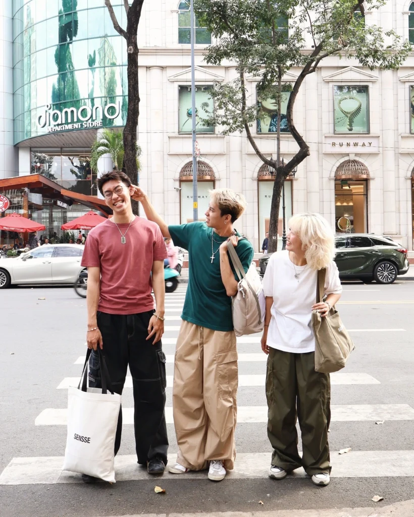 Vintage store in Sai Gon2