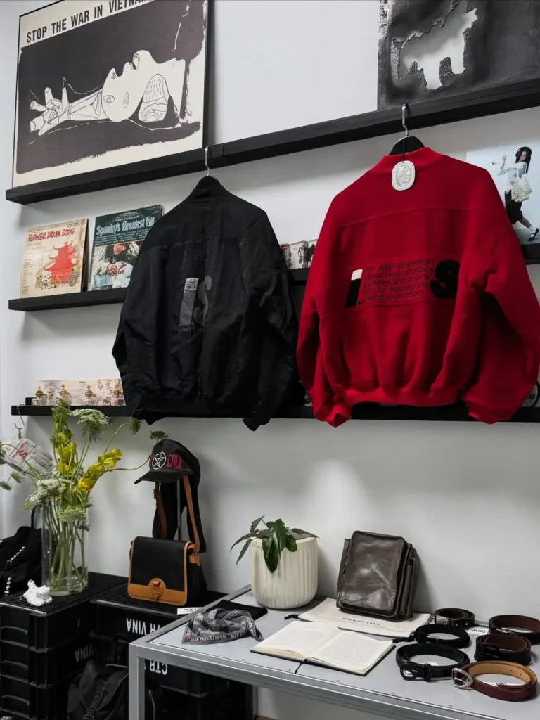 Vintage store in Sai Gon_13