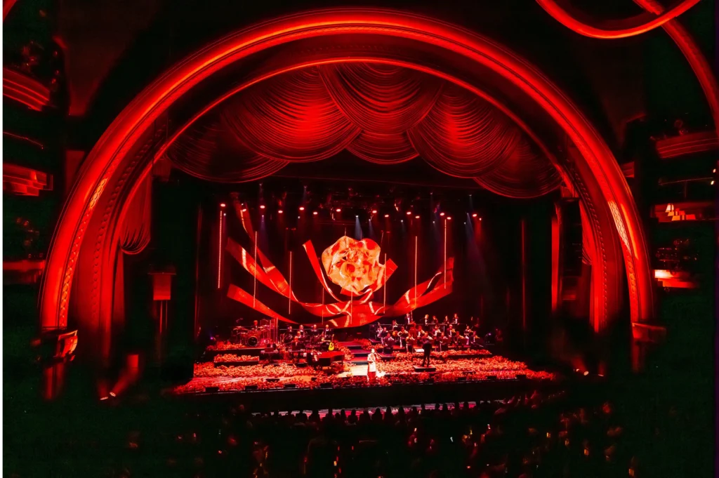 ha-anh-tuan-sketch-a-rose-my-1-stage