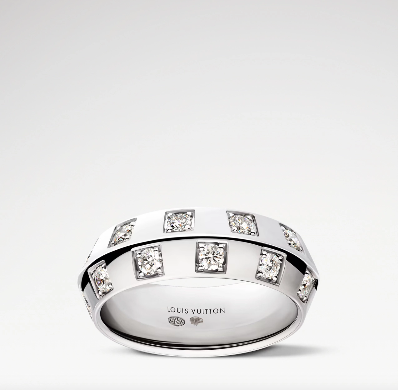 lien-binh-phat-louis-vuitton-5