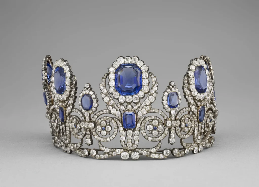 parure-marie-amelie-diademe-rmn-grand-palais-musee-du-louvre-mathieu-rabeau.jpg
