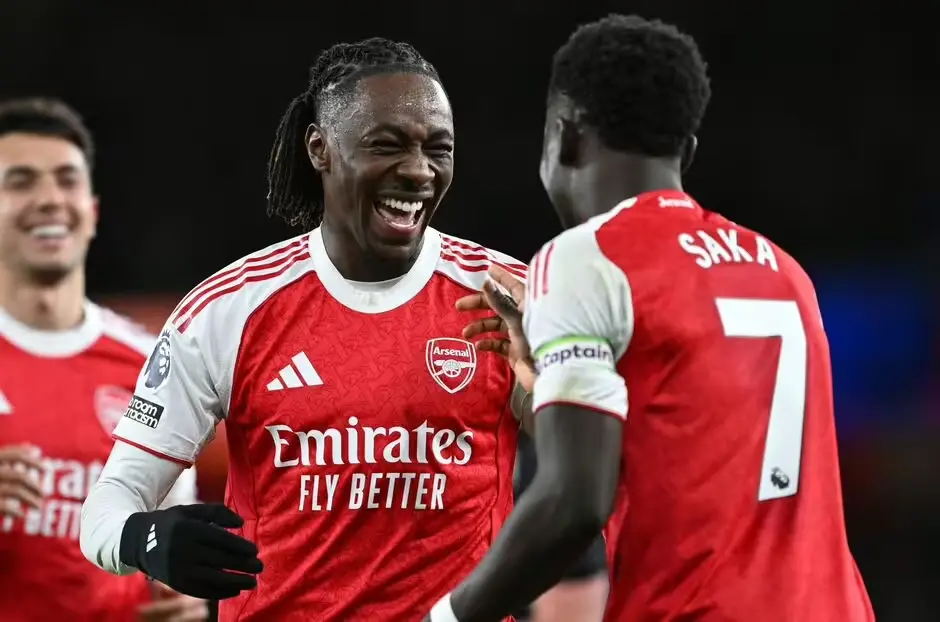 Arsenal tạo nên “cơn mưa bàn thắng” trên sân nhà trước Tottemham_1