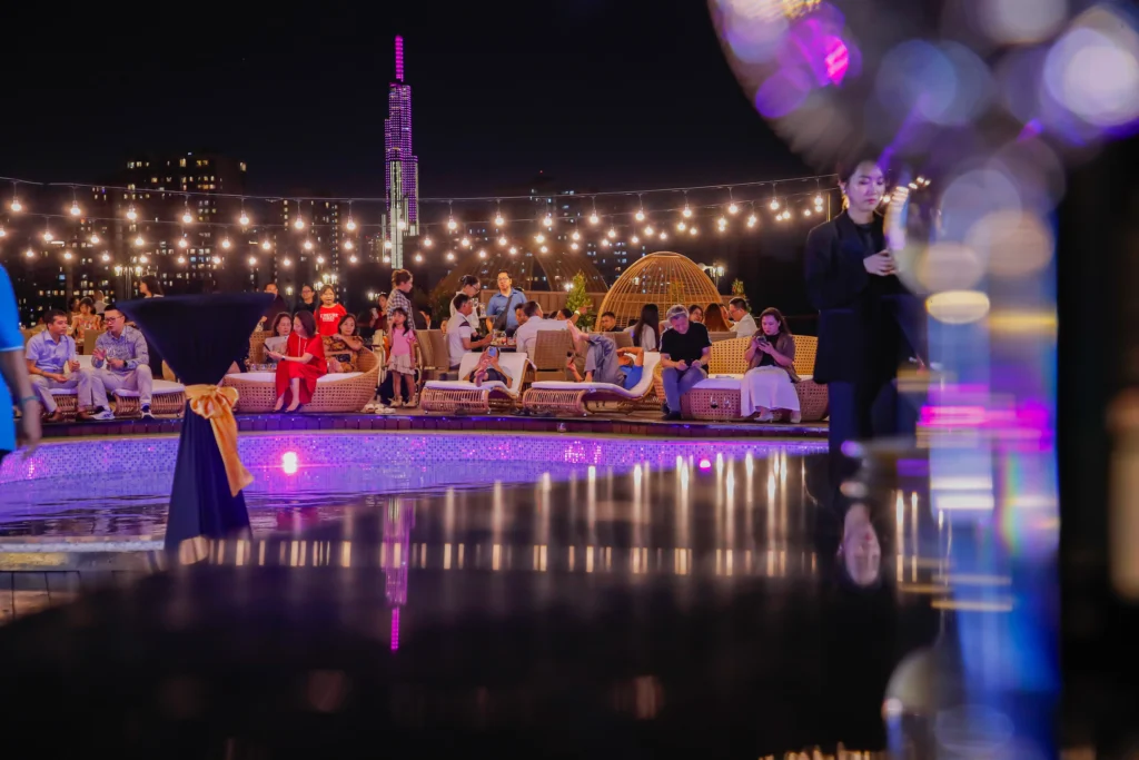 REVER Cruise – điểm hẹn ẩm thực độc đáo và thú vị trên sông Sài Gòn_12