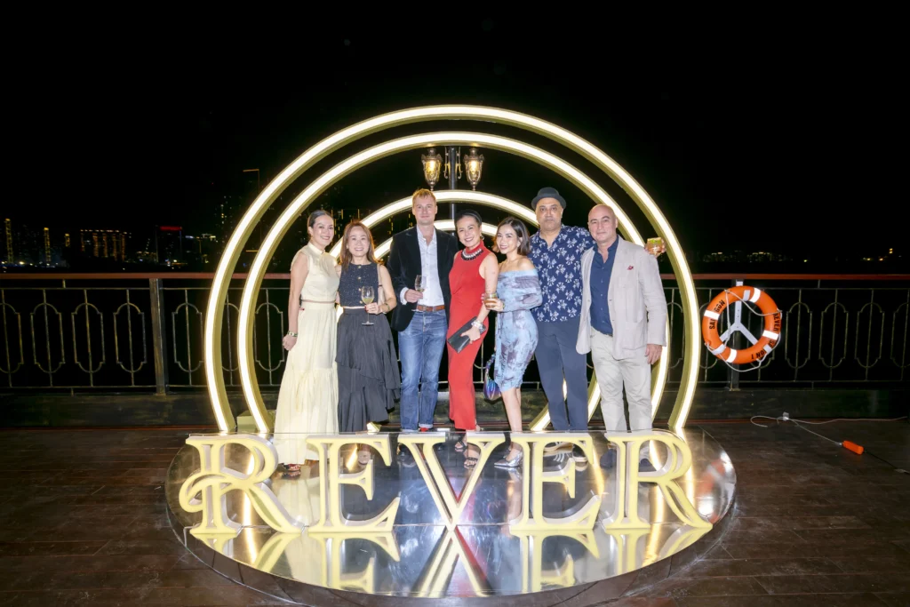 REVER Cruise – điểm hẹn ẩm thực độc đáo và thú vị trên sông Sài Gòn_15
