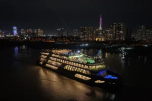 REVER Cruise – điểm hẹn ẩm thực độc đáo và thú vị trên sông Sài Gòn_2