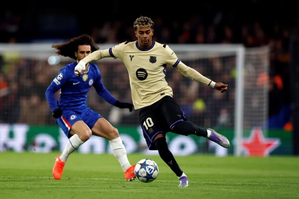 Ronald Araújo hóa tội đồ, Barcelona “thảm bại” trước Chelsea_4