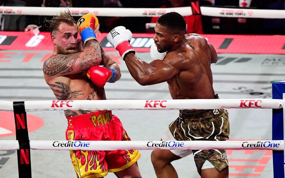 Anthony Joshua hạ đo ván Jake Paul, kết thúc chiêu trò của “hiện tượng mạng”_4