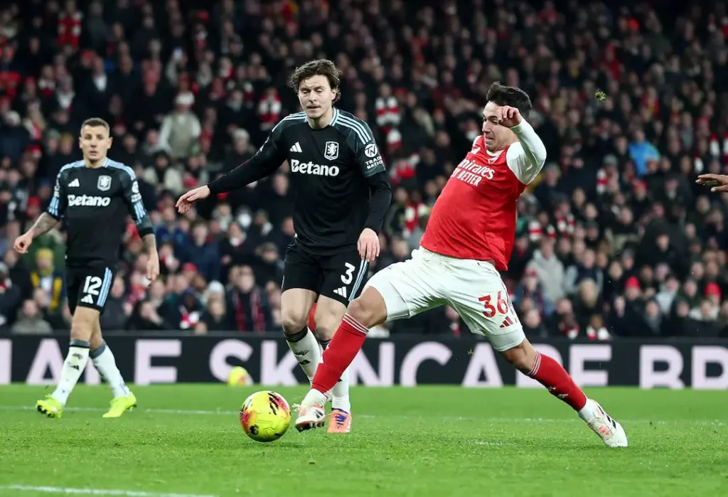 Arsenal “bắn pháo hoa” sớm trên sân nhà, hủy diệt Aston Villa_2