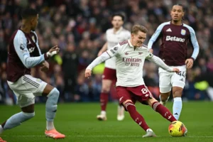 Arsenal “ngã ngựa” trước Aston Villa, ngôi đầu ngoại hạng anh bị đe doạ nghiêm trọng