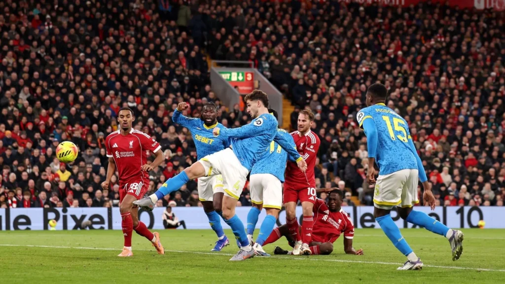 Liverpool chiến thắng trong ngày Florian Wirtz “mở tài khoản”_5