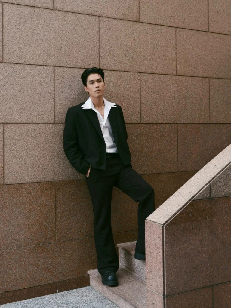 Mặc gì dự tiệc Tất niên theo gợi ý của sao Việt (20)