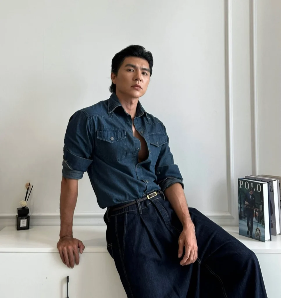 Mặc gì dự tiệc Tất niên theo gợi ý của sao Việt (34)