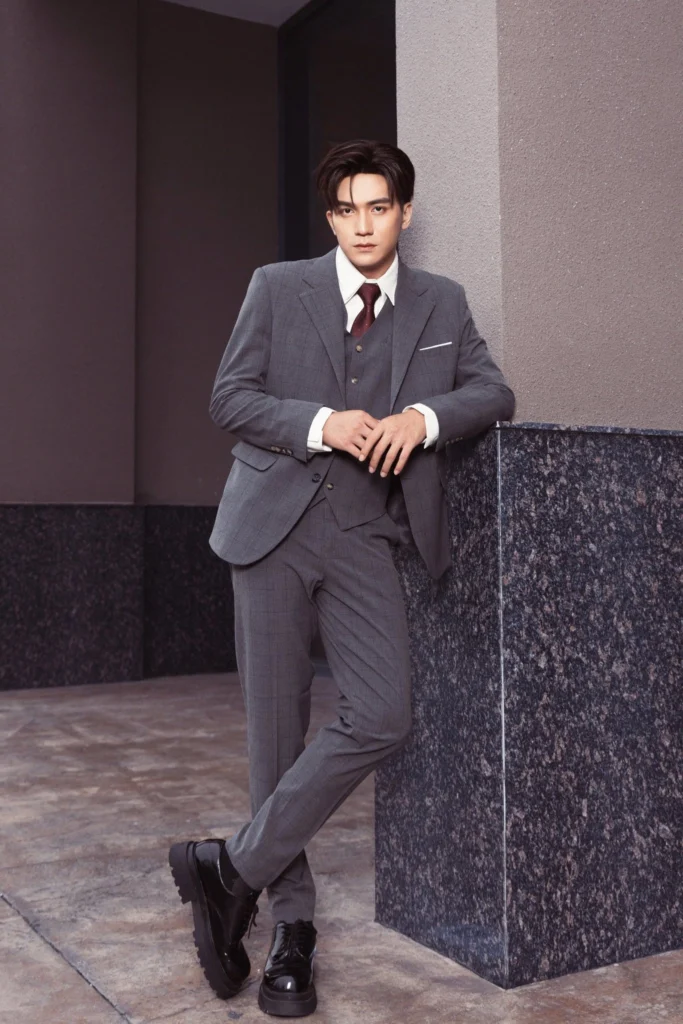 Mặc gì dự tiệc Tất niên theo gợi ý của sao Việt (7)