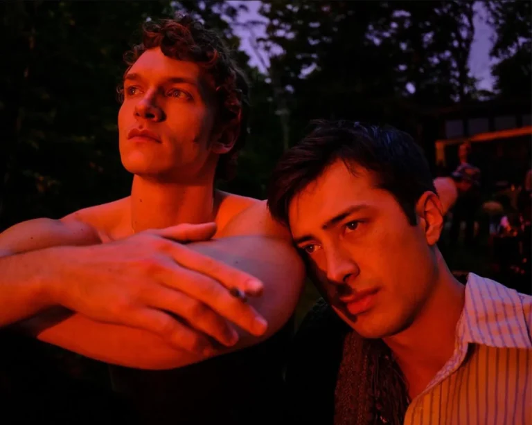 dan-cast-cua-heated-rivalry-thum