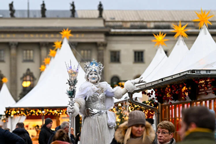 nhung-khu-cho-giang-sinh-dep-nhat-chau-au-berlin