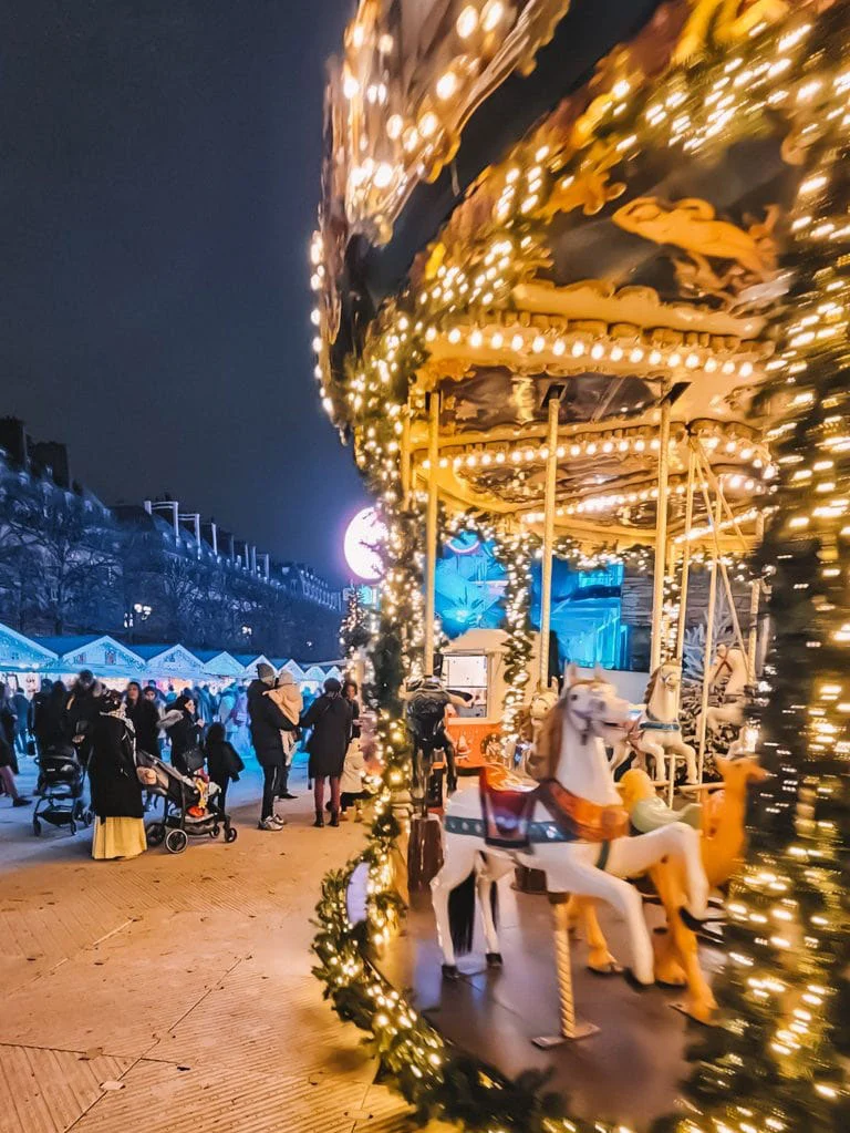 nhung-khu-cho-giang-sinh-dep-nhat-chau-au-paris-4