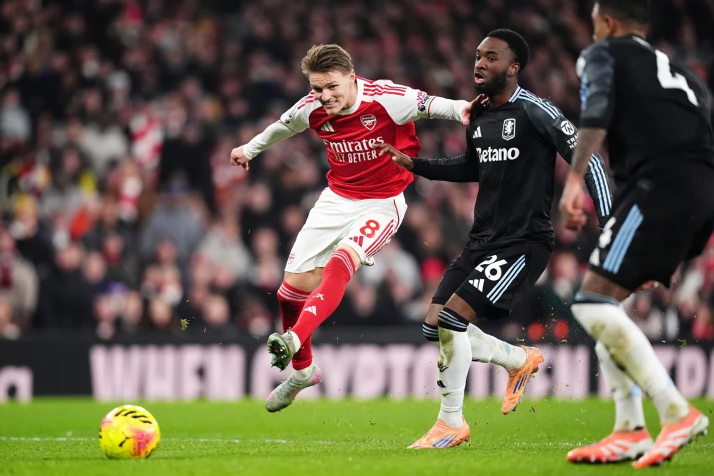 odegaard-arsenal-aston-villa-232