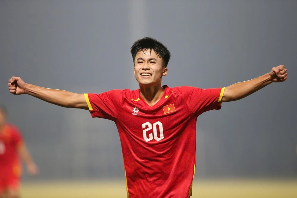 u17-viet-nam-vs-u17-malaysia-1-2
