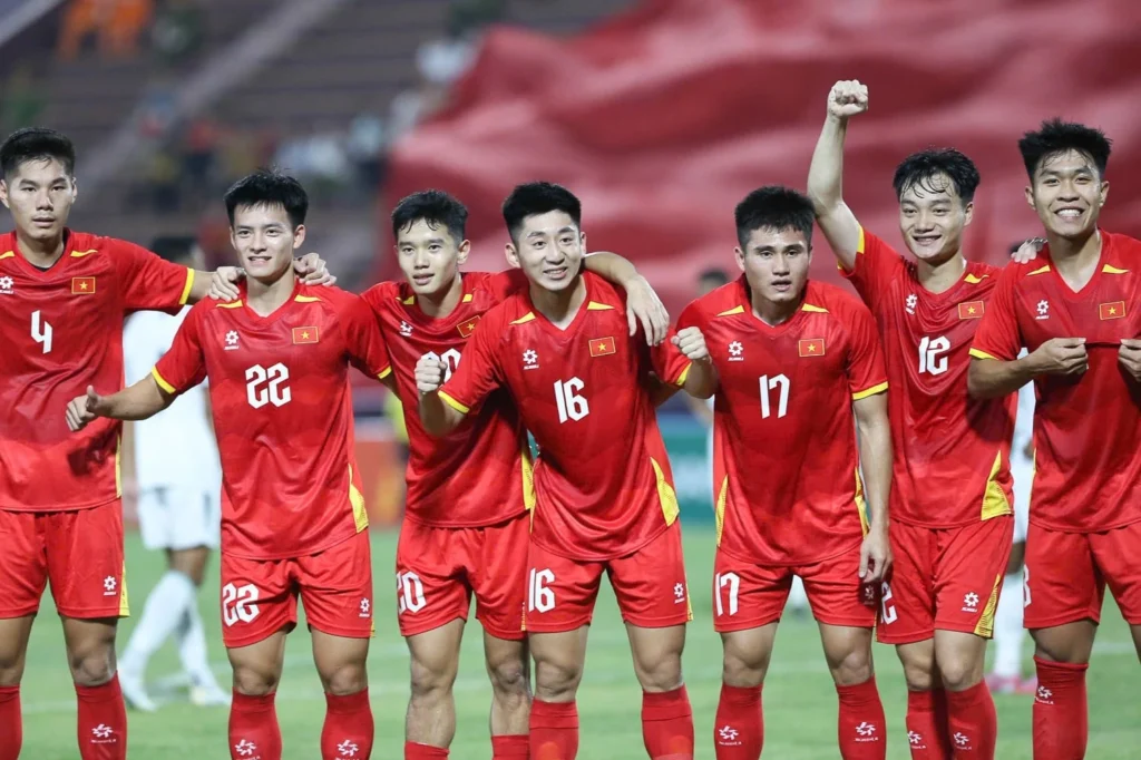 u22-viet-nam-01-1713