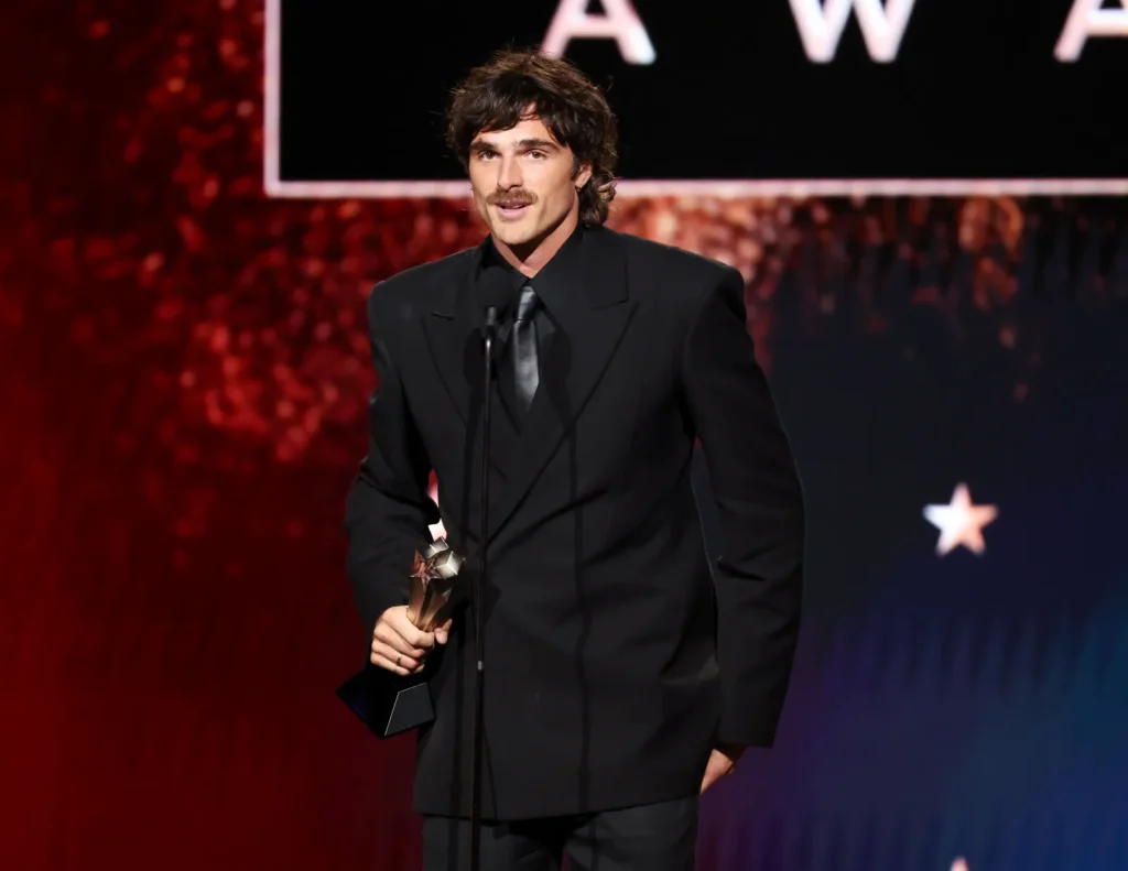 kpop-demon-hunter-critics-choice-awards-7