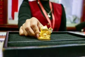 Bí quyết ngày vía Thần Tài khi giá vàng lập đỉnh lịch sử