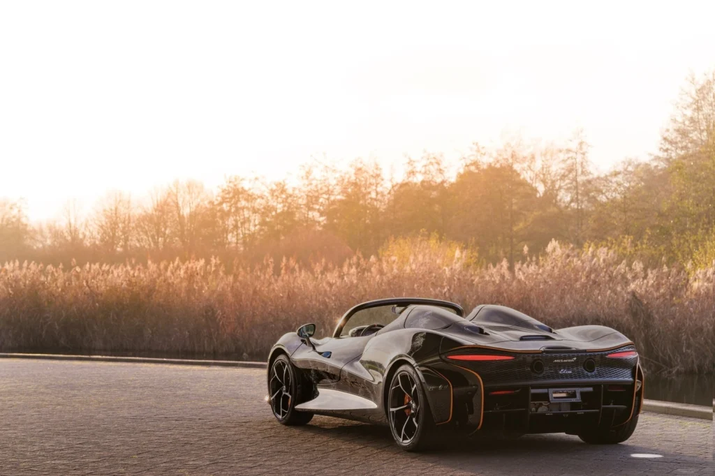 Khám phá 10 chiếc xe đắt nhất Việt Nam hiện nay_5