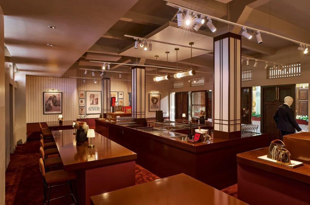 LV Hotel Bangkok - Noe Champagne Bar (2)