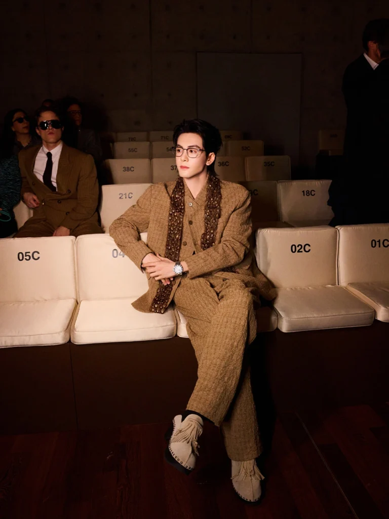 tang-thuan-hy-du-show-emporio-armani-7