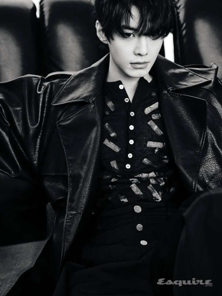 Ha Du Esquire Vietnam 10