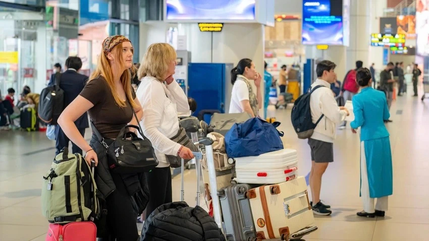 Hàng loạt chuyến bay Việt Nam bị ảnh hưởng bởi xung đột tại Trung Đông_3