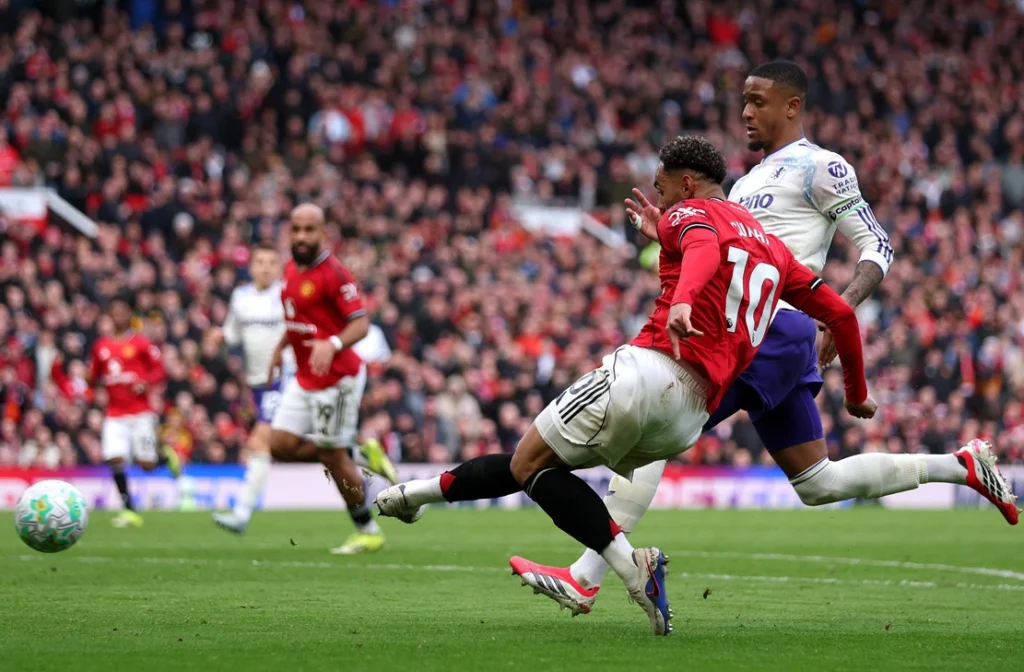 Manchester United xây chắc ngôi vị top 3 tại Ngoại hạng Anh_6