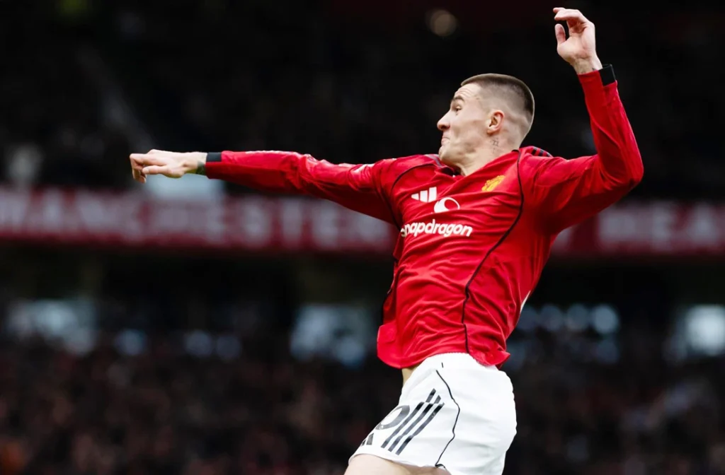 Manchester United xây chắc ngôi vị top 3 tại Ngoại hạng Anh_7