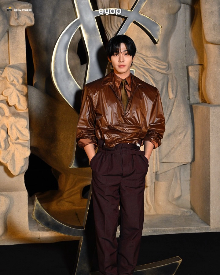 ahn-hyo-seop-thay-cha-eun-woo-o-saint-laurent-thu-dong-2026-9