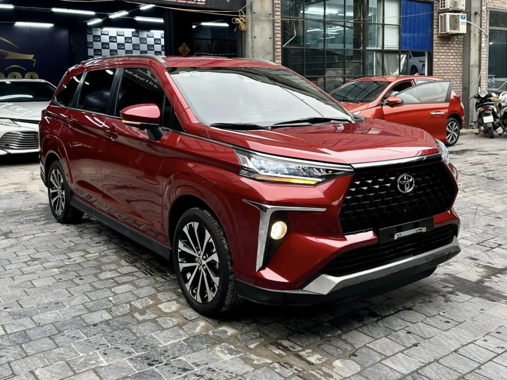 xe 7 chỗ giá rẻ Toyota-Veloz-Cross
