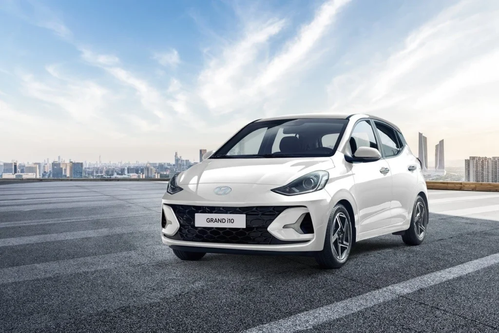 xe Hyundai i10