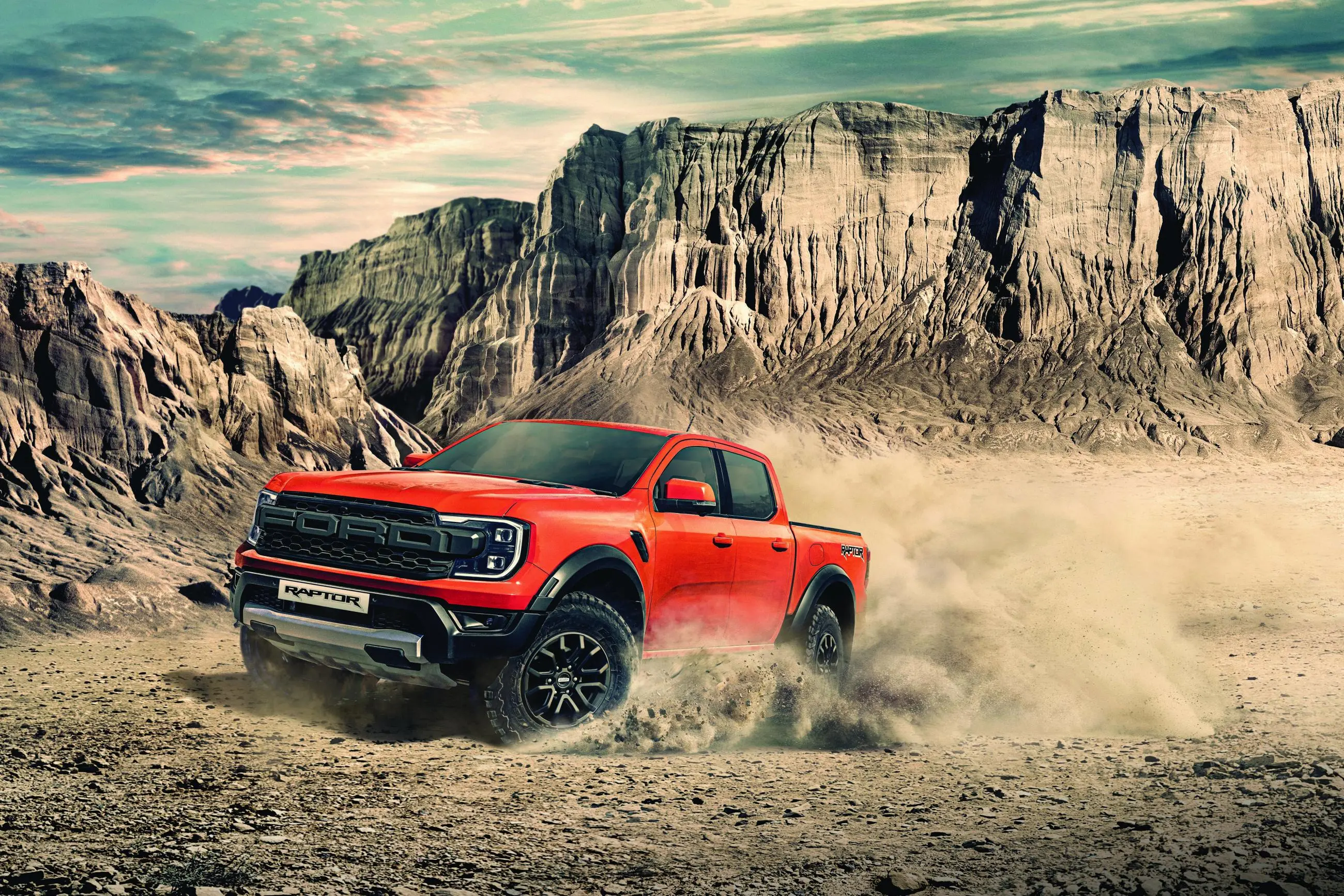 giá xe ô tô Ford 5 chỗ