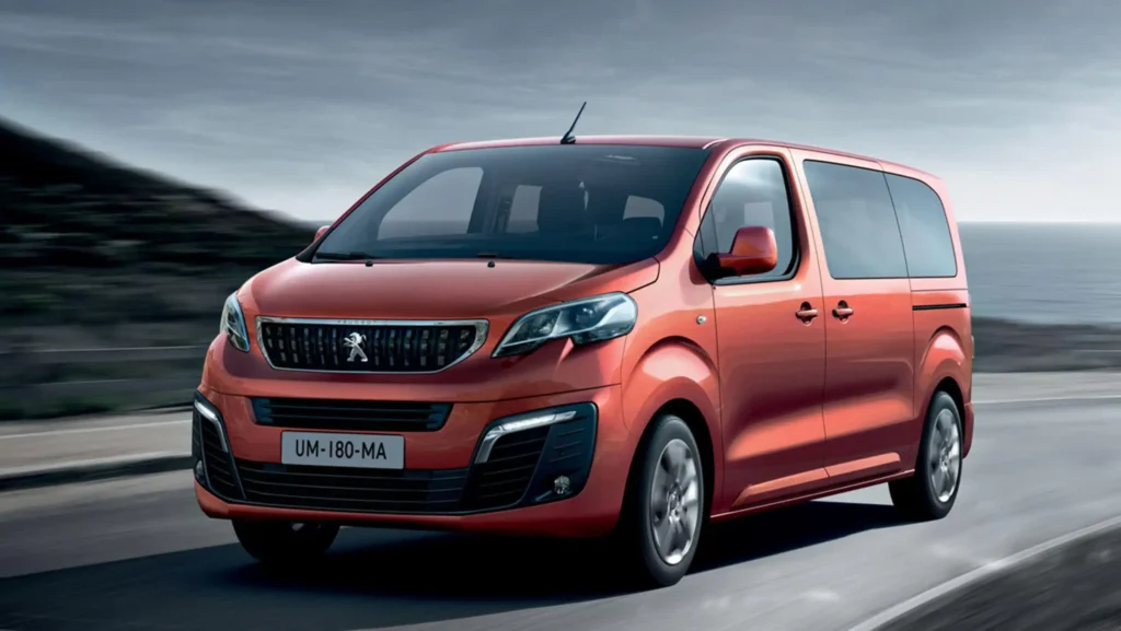 xe ô tô Peugeot Traveller