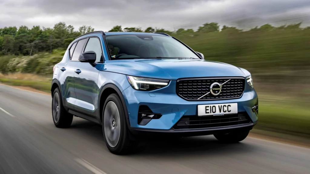 xe Volvo XC40