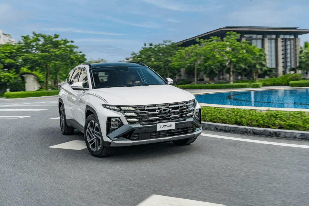 giá xe ô tô Hyundai Tucson