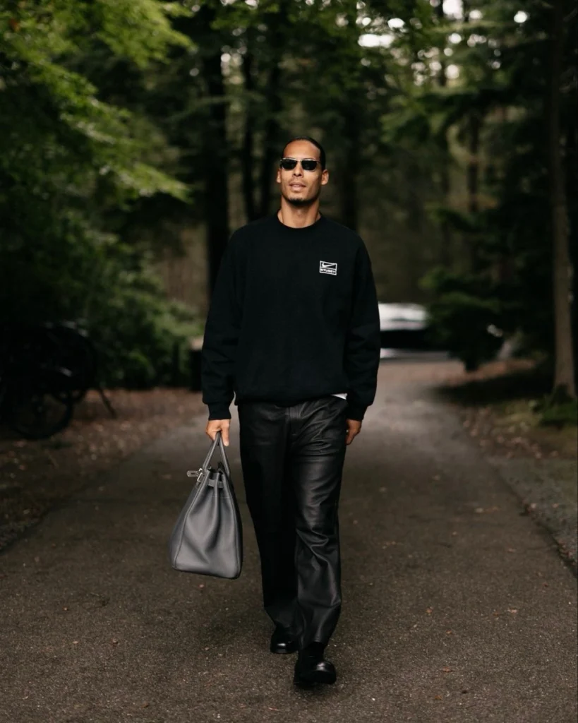 oversized-bag-footballer (5)