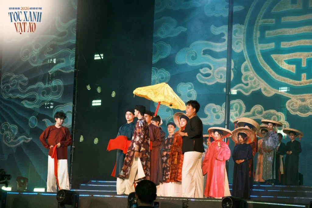toc-xanh-vat-ao-ghi-dau-an-voi-mua-vi-12