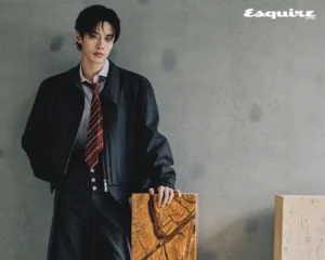 trang-bia-cua-ha-du-duoc-don-nhan-o-trung-quoc-thum