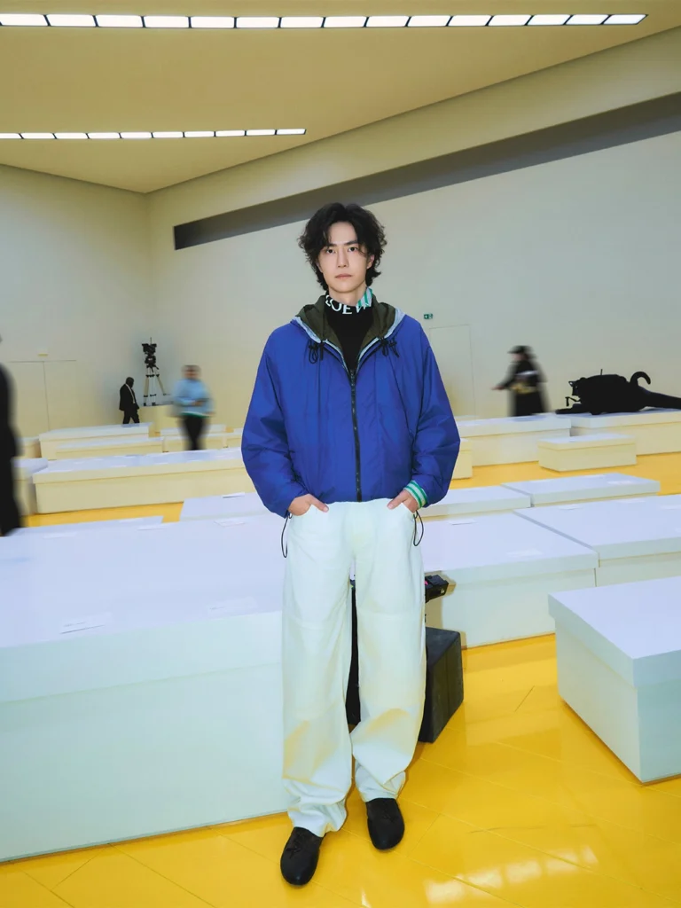 vuong-nhat-bac-mang-3-phong-cach-toi-pfw-1