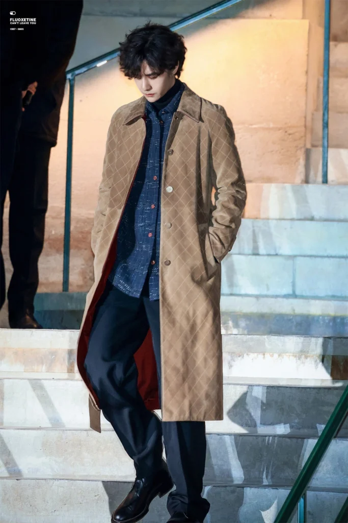 vuong-nhat-bac-mang-3-phong-cach-toi-pfw-11