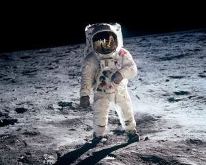 5 Bí ẩn về Mặt trăng mà các sứ mệnh Artemis có thể giải đáp