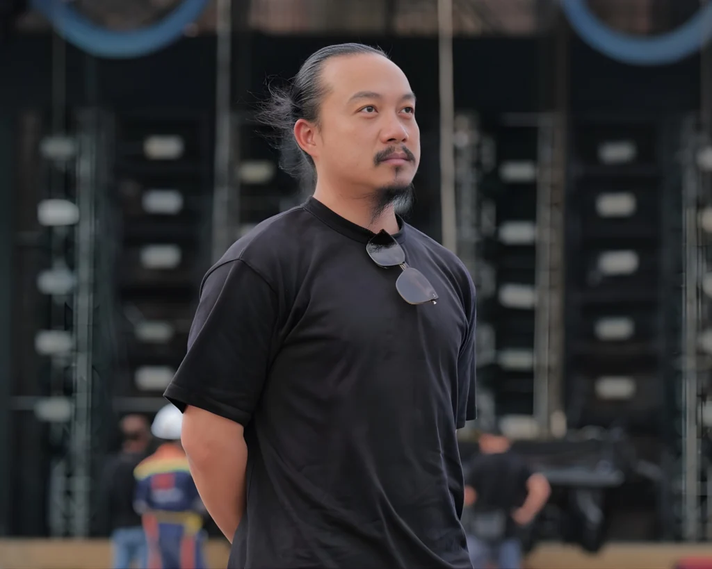 Đạo diễn Cao Trung Hiếu và DTAP cùng dẫn dắt hành trình Tuổi đôi mươi tại Sao Nhập Ngũ Concert 2026_4